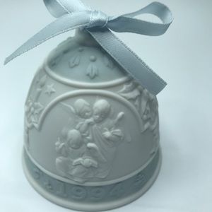 1994 LLADRO Christmas Bell Ornament